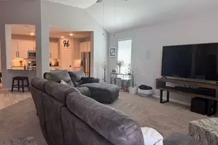 311 Shiraz Dr, Alvin, TX 77511 - Photo 11