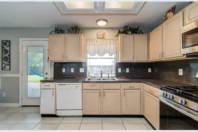 14503 Parkesgate Drive, Houston, TX 77083 - Photo 21