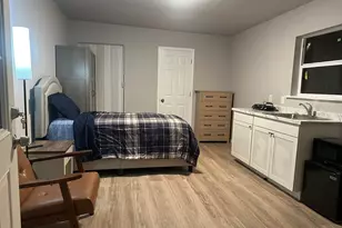 10811 Cranbrook Rd, Houston, TX 77042 - Photo 7