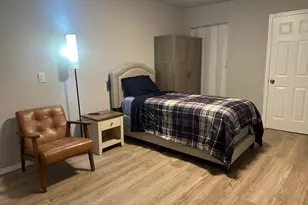 10811 Cranbrook Rd, Houston, TX 77042 - Photo 5