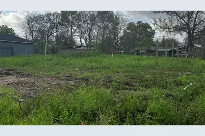 5102 Dieppe Street, Houston, TX 77033 - Photo 3