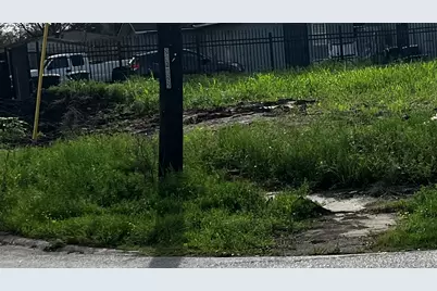 5102 Dieppe Street, Houston, TX 77033 - Photo 1