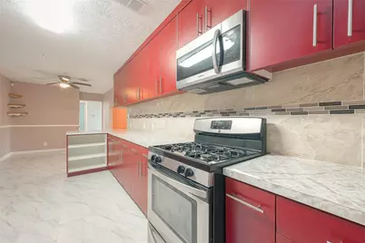 7022 Triola Lane, Houston, TX 77074 - Photo 11