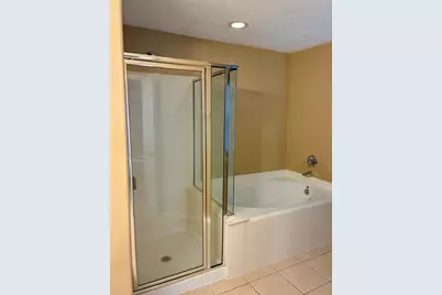 13119 Peppergate Lane, Houston, TX 77044 - Photo 9