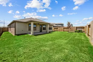 2123 Levant Ln, Baytown, TX 77523 - Photo 23