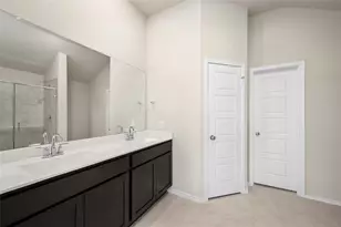 2123 Levant Ln, Baytown, TX 77523 - Photo 15