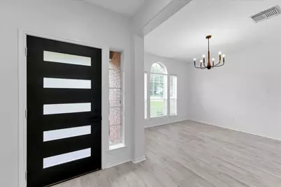 87 S Wynnoak Circle, The Woodlands, TX 77382 - Photo 3