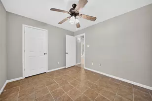 10546 Fawn Mist Dr, Conroe, TX 77303 - Photo 19