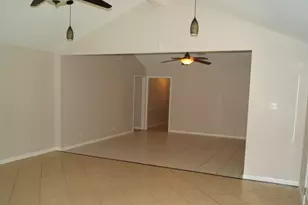 5522 Dryad Dr, Houston, TX 77035 - Photo 5