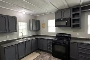 311 S 3rd St, Highlands, TX 77562 - Photo 15