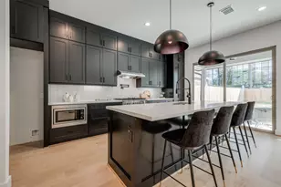 920 E 25th St, Houston, TX 77009 - Photo 17