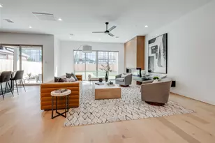 920 E 25th St, Houston, TX 77009 - Photo 11