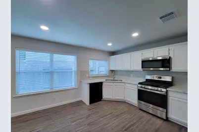 7777 Springville Drive, Houston, TX 77095 - Photo 9