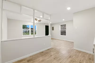 7010 Brownsville Street #1/2, Houston, TX 77020 - Photo 11