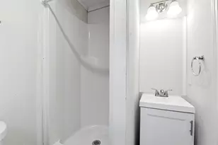 7010 Brownsville St, Houston, TX 77020 - Photo 17