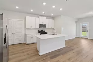 11408 Dark Amethyst Dr, Houston, TX 77048 - Photo 3