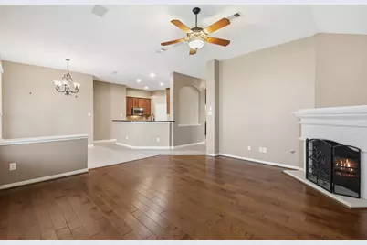 18915 Rustling Ridge Lane, Tomball, TX 77377 - Photo 9