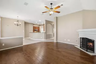 18915 Rustling Ridge Ln, Tomball, TX 77377 - Photo 9