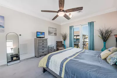 936 Long Reach Drive, Tiki Island, TX 77554 - Photo 5