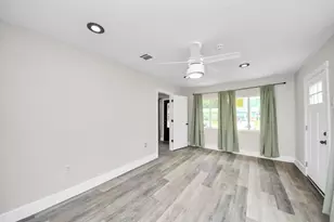 5903 Belneath St, Houston, TX 77033 - Photo 19