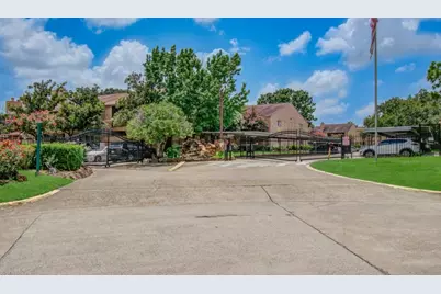 10555 Turtlewood Court #2104, Houston, TX 77072 - Photo 5