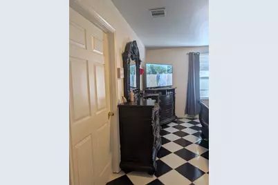 406 Manor Avenue, Arcola, TX 77583 - Photo 5