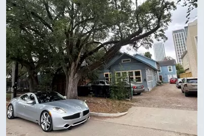 3403 Yupon Street, Houston, TX 77006 - Photo 1