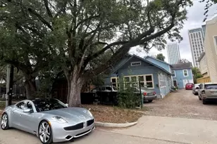 3403 Yupon St, Houston, TX 77006 - Photo 1