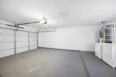 4914 Holly Street, Bellaire, TX 77401 - Photo 17