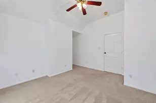 1311 Rene Ct, Sugar Land, TX 77479 - Photo 35