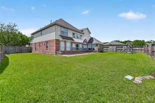 1311 Rene Ct, Sugar Land, TX 77479 - Photo 45