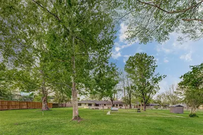 8100 Bender Road, Humble, TX 77396 - Photo 37