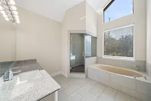 14823 Walbrook Dr, Sugar Land, TX 77498 - Photo 21