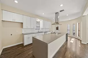 14823 Walbrook Dr, Sugar Land, TX 77498 - Photo 7