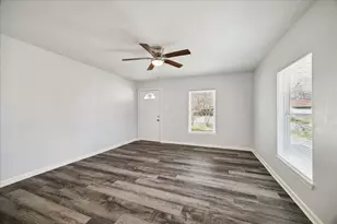 705 Westshire Dr, Houston, TX 77013 - Photo 3