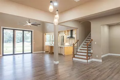 124 Hickory, Village Mills, TX 77663 - Photo 13