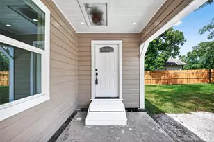 106 S 9th St, Houston, TX 77562 - Photo 7