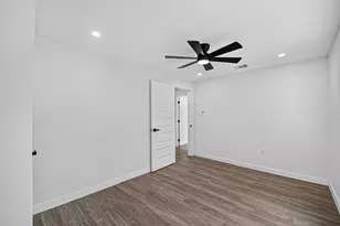 106 S 9th St, Houston, TX 77562 - Photo 39