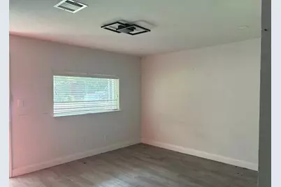 5727 Rue Street, Houston, TX 77033 - Photo 11