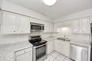 17105 Beaver Springs Dr Dr, Houston, TX 77090 - Photo 27