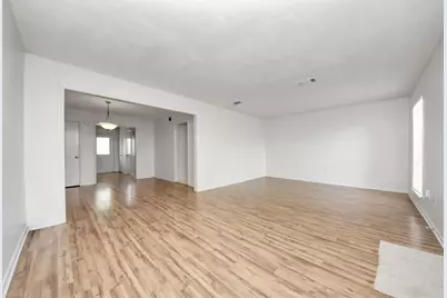 17105 Beaver Springs Dr Drive #9, Houston, TX 77090 - Photo 17