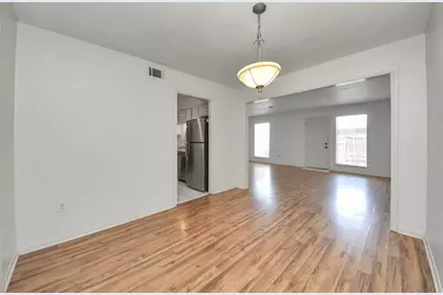 17105 Beaver Springs Dr Drive #9, Houston, TX 77090 - Photo 15