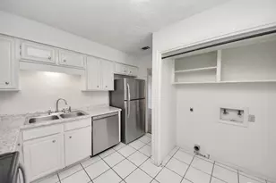17105 Beaver Springs Dr Dr, Houston, TX 77090 - Photo 25
