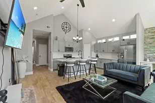 5607 Bacher St, Houston, TX 77028 - Photo 1