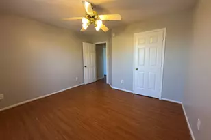 2239 Heatherwood Dr, Missouri City, TX 77489 - Photo 9