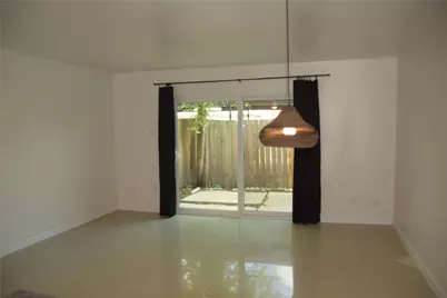 7827 Leonora Street, Houston, TX 77061 - Photo 15