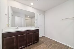 5127 Moravia Ln, Katy, TX 77449 - Photo 11