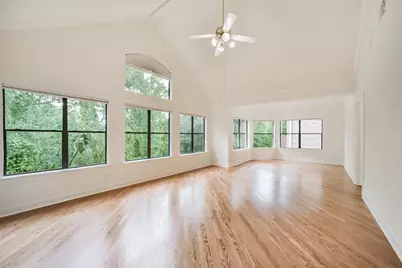 12625 Memorial Drive #177, Houston, TX 77024 - Photo 17