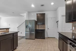9207 Chloe Dr, Houston, TX 77044 - Photo 11
