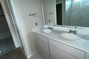 229 Orchard Laurel Dr, Alvin, TX 77511 - Photo 11